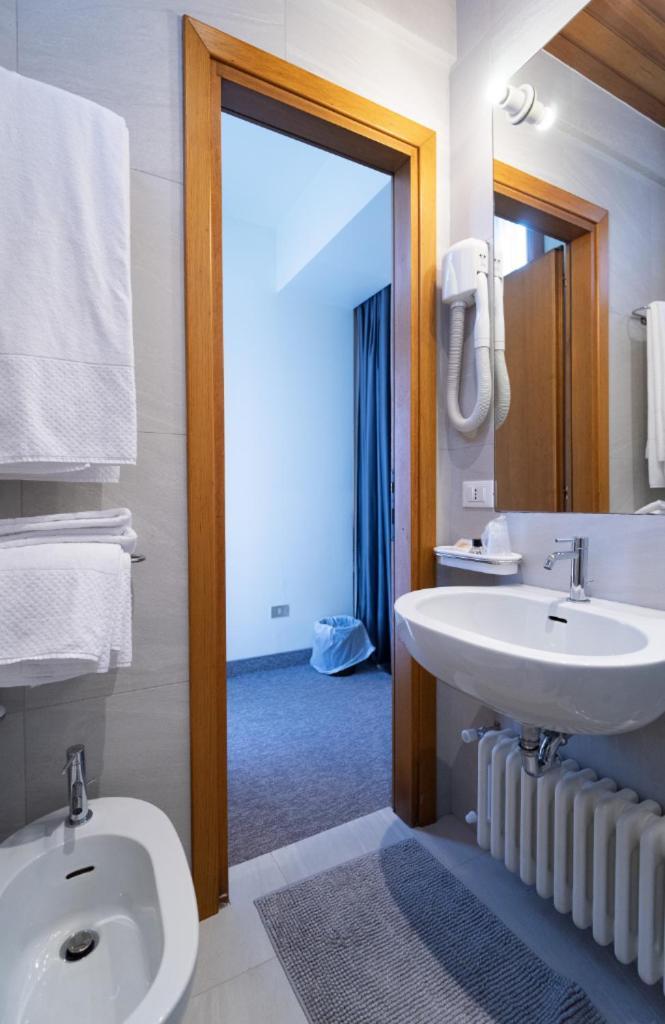 Albergo Sorriso Boario Terme Eksteriør bilde